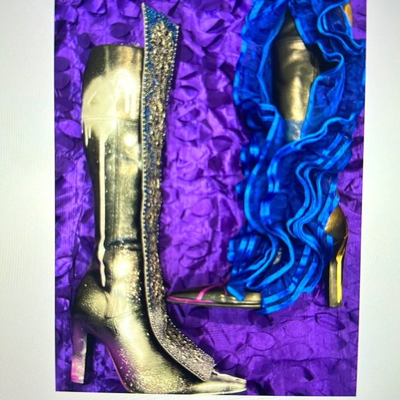 New BLUE RUFFLE - Picture 3 of 9